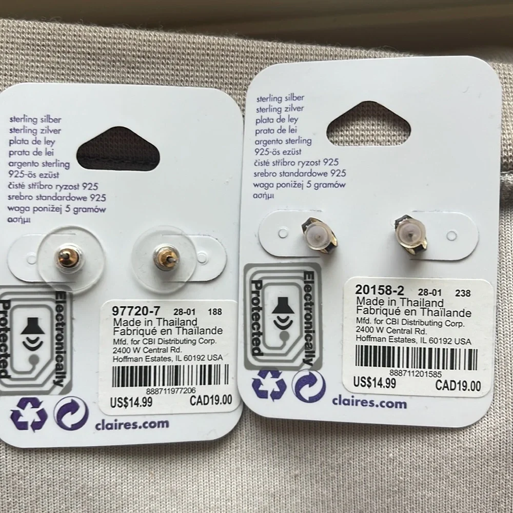 Set of 2 Claire’s Earrings